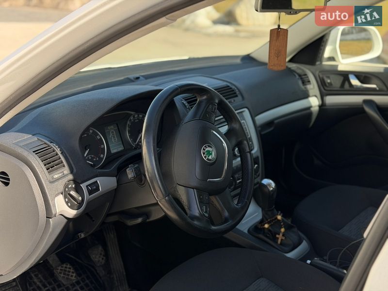 Универсал Skoda Octavia 2012 в Луцке