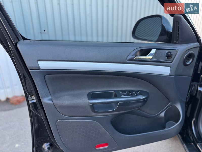 Лифтбек Skoda Octavia 2011 в Киеве