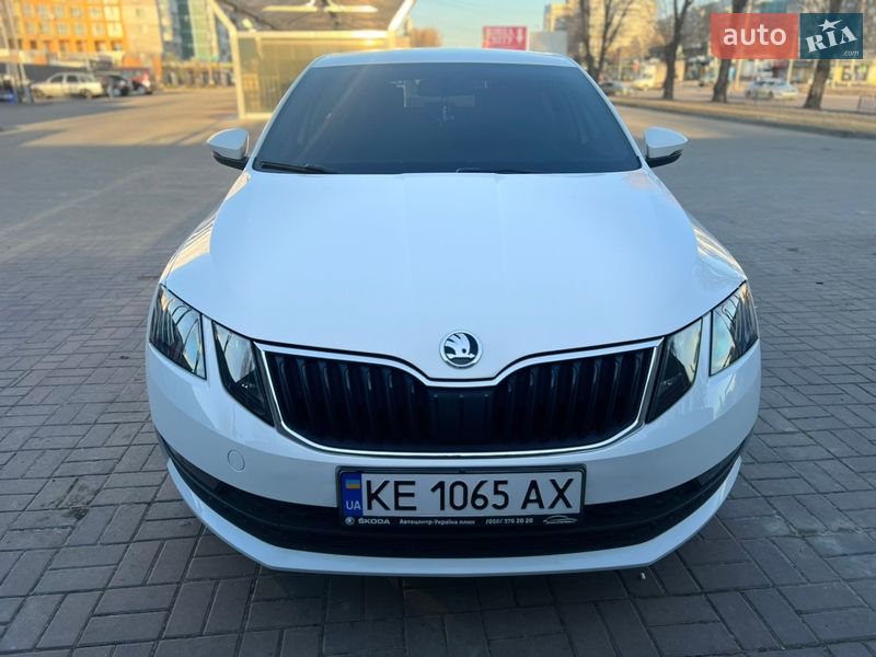 Лифтбек Skoda Octavia 2018 в Днепре