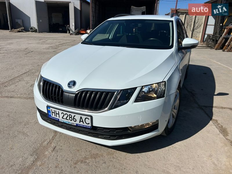 Универсал Skoda Octavia 2018 в Одессе
