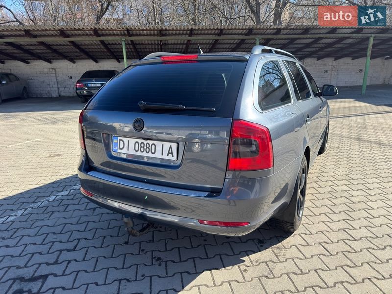 Универсал Skoda Octavia 2012 в Черновцах