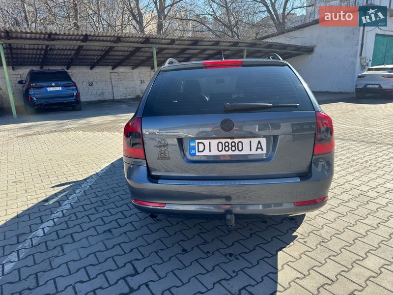 Универсал Skoda Octavia 2012 в Черновцах