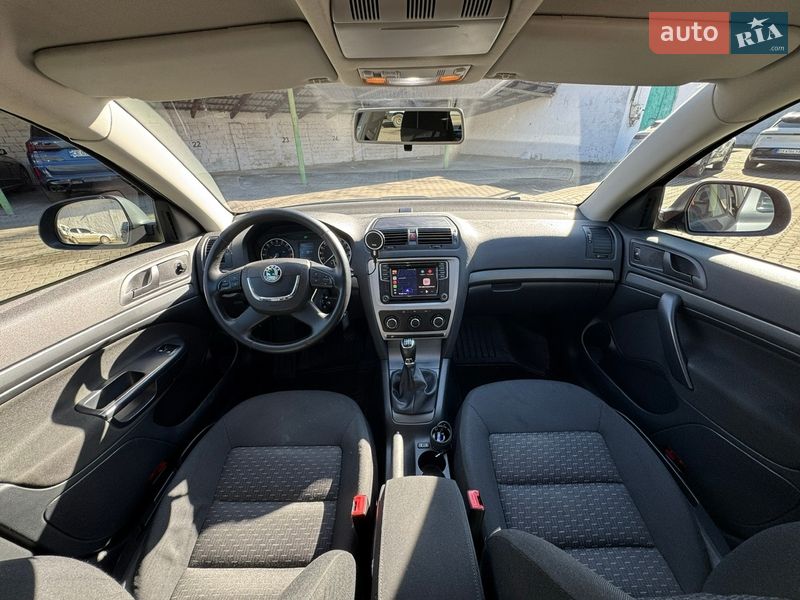 Универсал Skoda Octavia 2012 в Черновцах