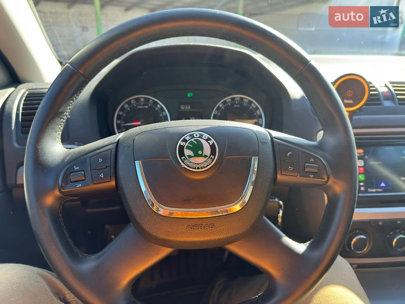 Универсал Skoda Octavia 2012 в Черновцах