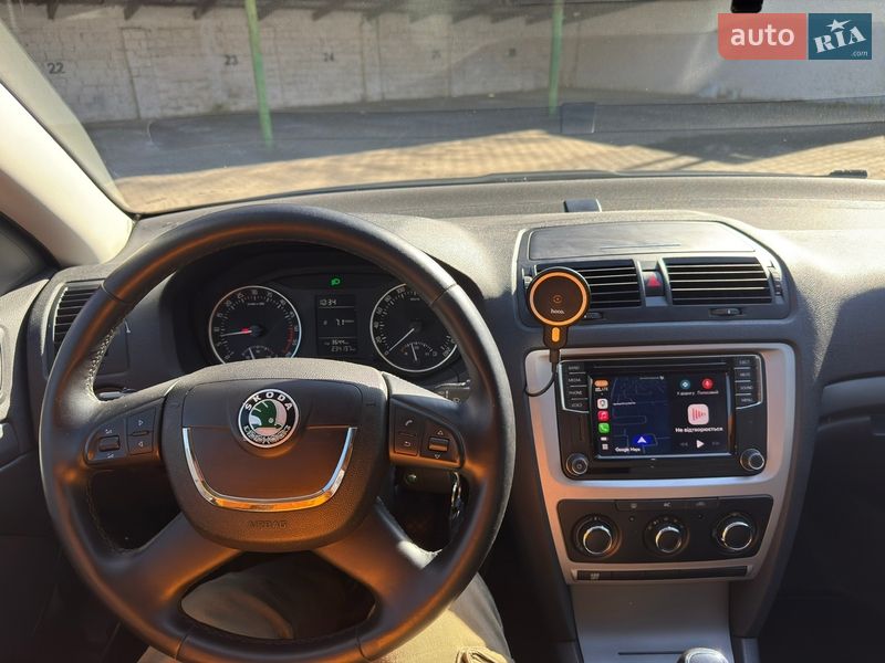 Универсал Skoda Octavia 2012 в Черновцах
