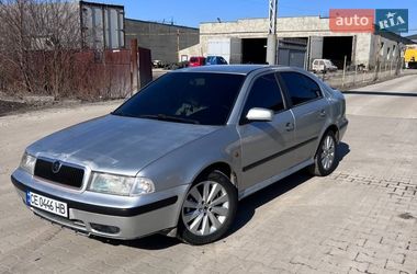 Ліфтбек Skoda Octavia 2000 в Чернівцях