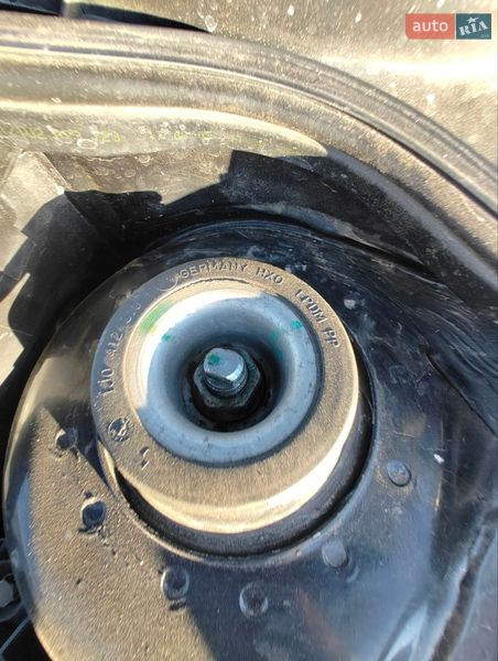 Лифтбек Skoda Octavia 2003 в Тарутине