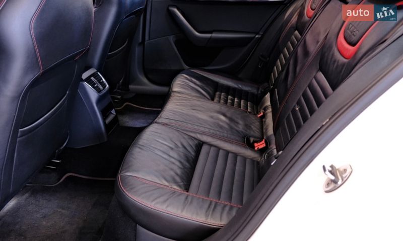 Универсал Skoda Octavia 2015 в Одессе фото 29 Универсал Skoda Octavia 2015 в Одессе