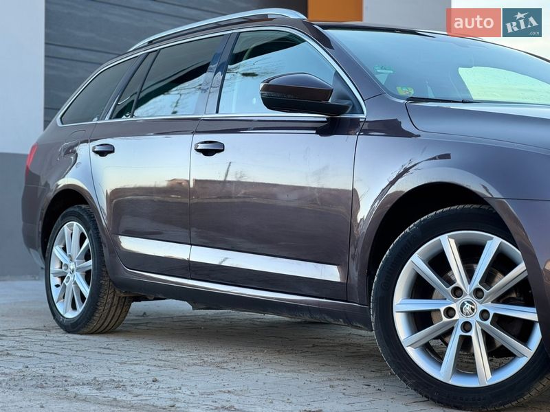 Универсал Skoda Octavia 2015 в Ровно