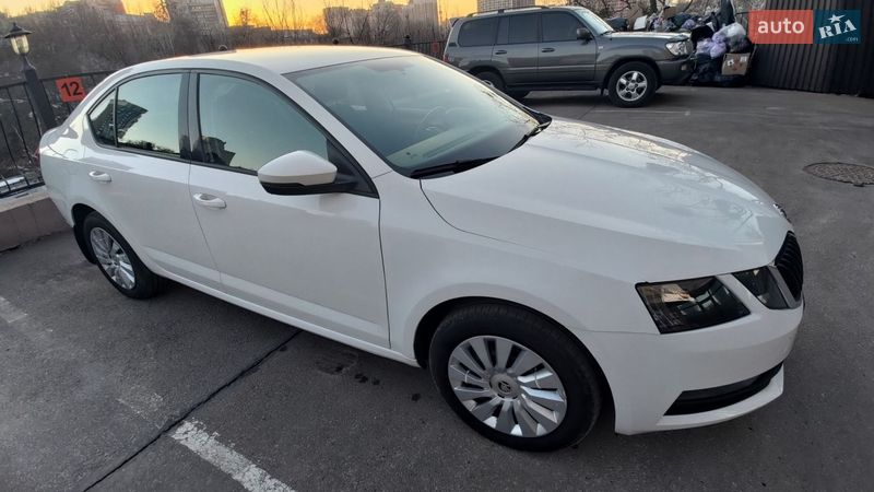 Лифтбек Skoda Octavia 2017 в Киеве