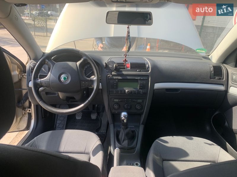 Лифтбек Skoda Octavia 2006 в Львове