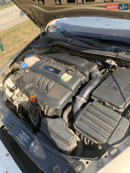 Лифтбек Skoda Octavia 2006 в Львове