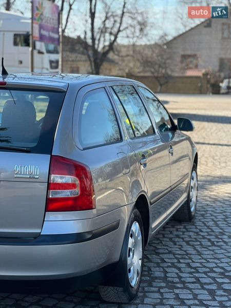Универсал Skoda Octavia 2008 в Староконстантинове