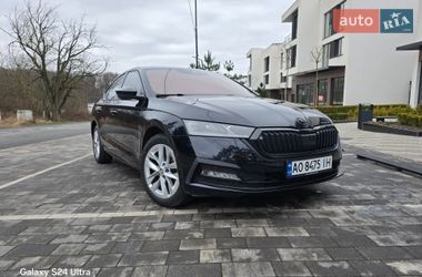 Ліфтбек Skoda Octavia 2020 в Ужгороді