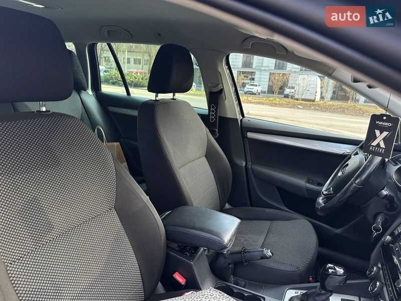 Универсал Skoda Octavia 2015 в Черновцах