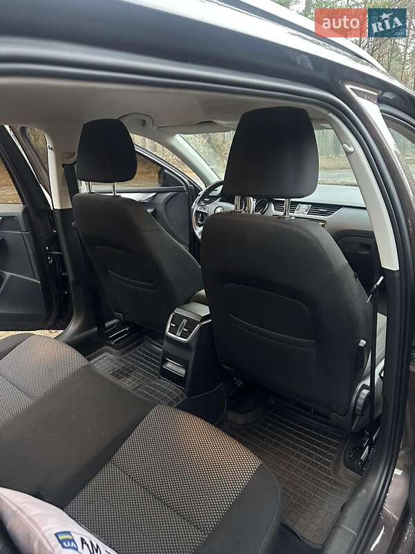 Универсал Skoda Octavia 2014 в Житомире