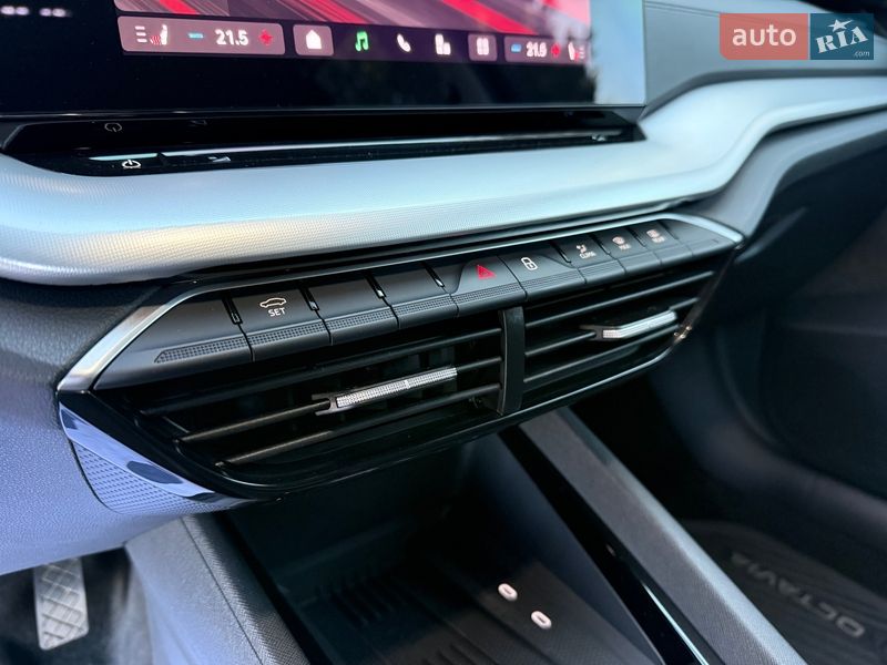 Лифтбек Skoda Octavia 2024 в Днепре