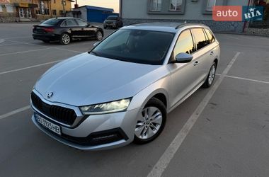 Універсал Skoda Octavia 2021 в Тернополі