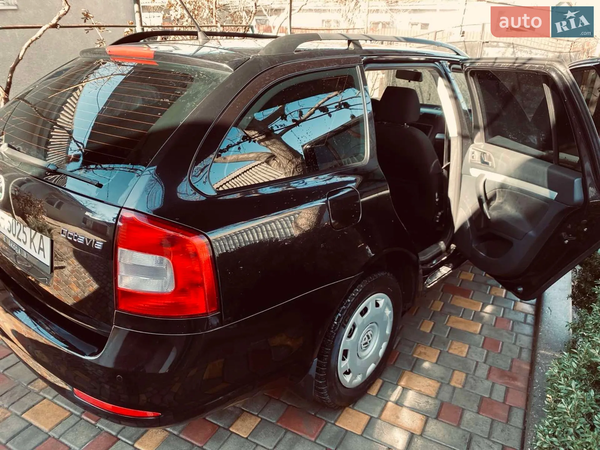 2011 Skoda Octavia - мініатюра 3