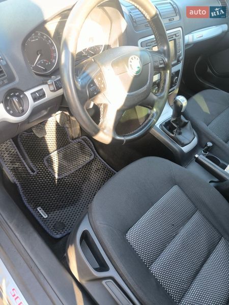 Универсал Skoda Octavia 2010 в Хмельницком