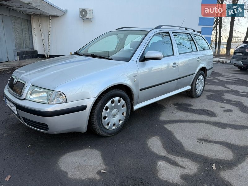 Универсал Skoda Octavia 2003 в Полтаве