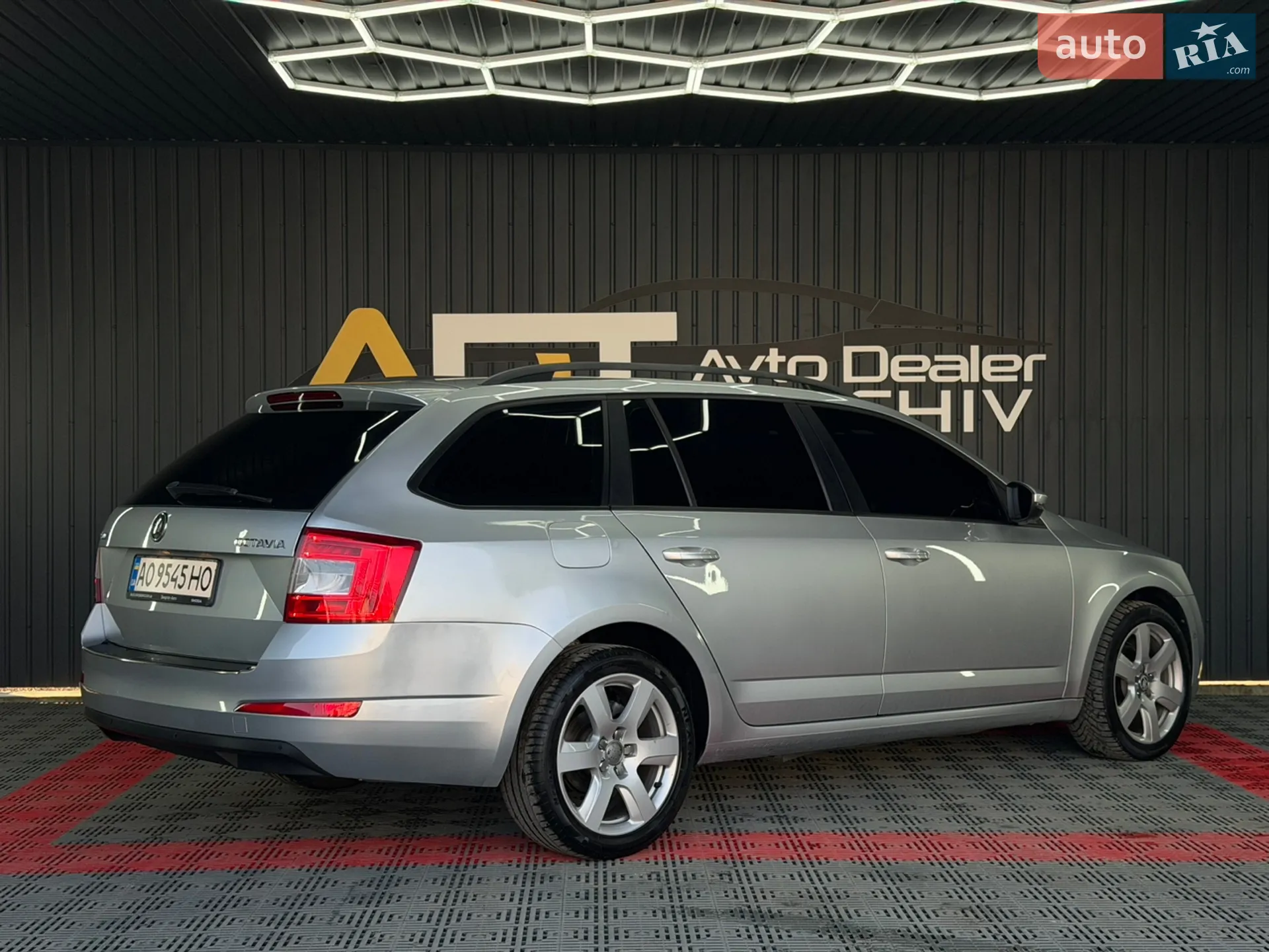 2014 Skoda Octavia - мініатюра 17