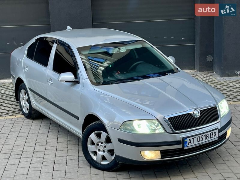 Лифтбек Skoda Octavia 2005 в Ивано-Франковске