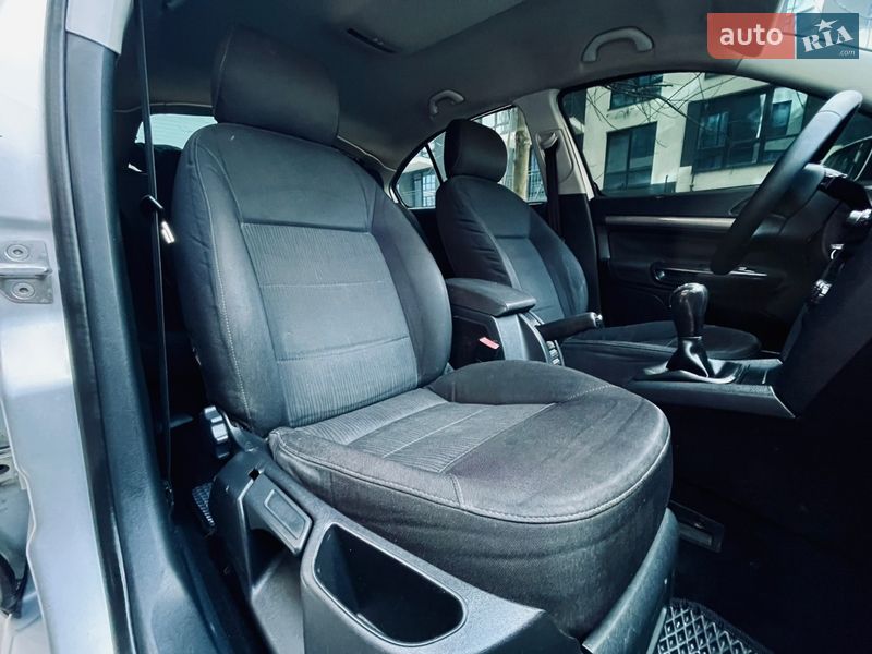 Лифтбек Skoda Octavia 2005 в Ивано-Франковске