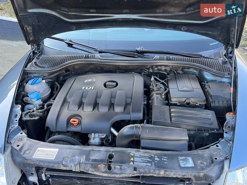 Лифтбек Skoda Octavia 2005 в Кицмани