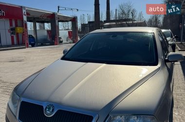 Лифтбек Skoda Octavia 2005 в Залещиках
