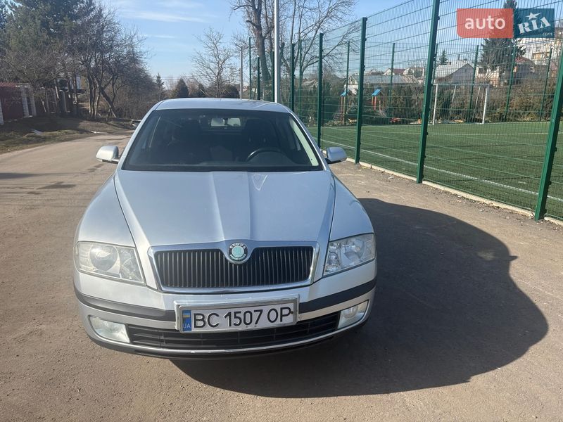 Лифтбек Skoda Octavia 2008 в Львове
