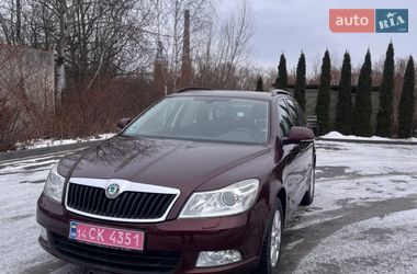 Універсал Skoda Octavia 2009 в Надвірній