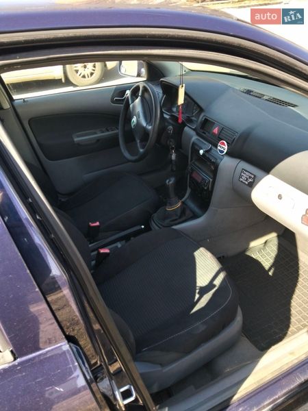 Лифтбек Skoda Octavia 2000 в Киеве