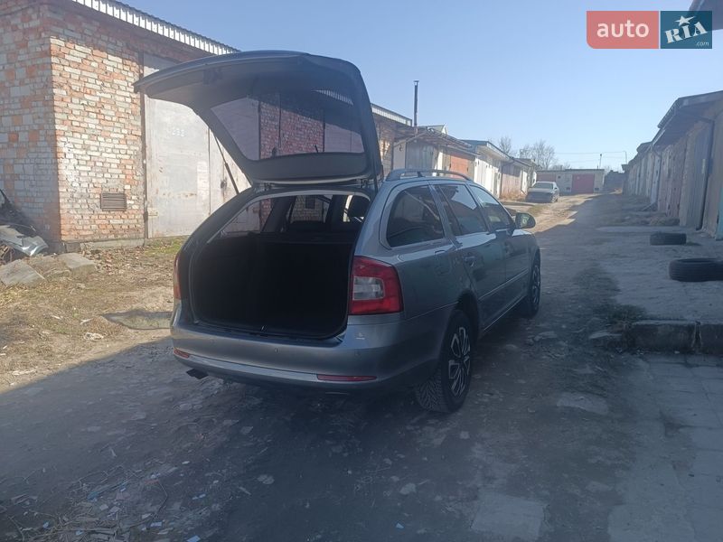 Універсал Skoda Octavia 2012 в Трускавці