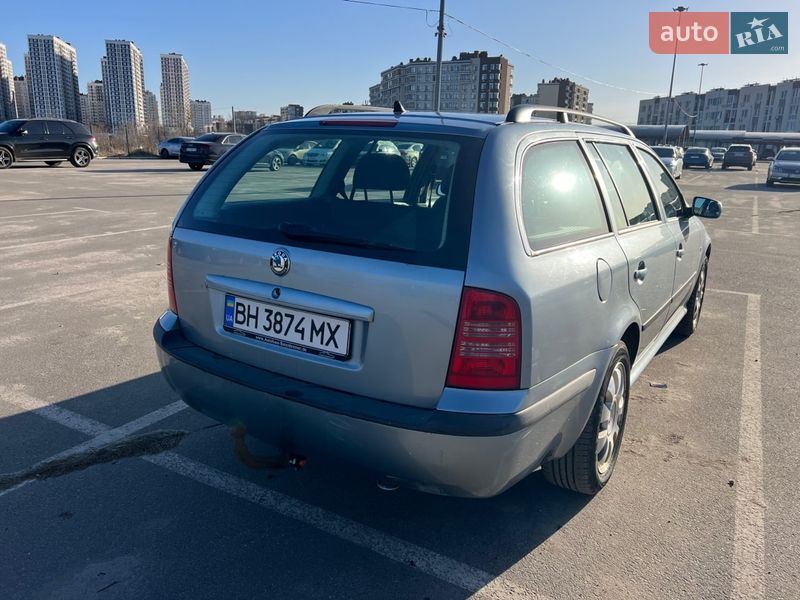Универсал Skoda Octavia 2002 в Киеве