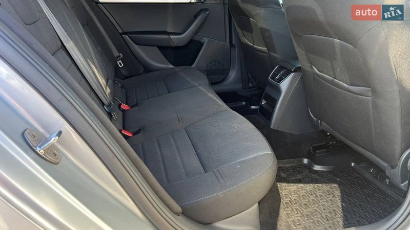 Лифтбек Skoda Octavia 2015 в Полтаве