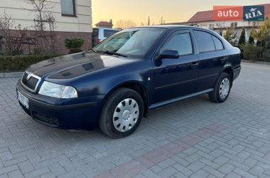 Лифтбек Skoda Octavia 2001 в Золочеве