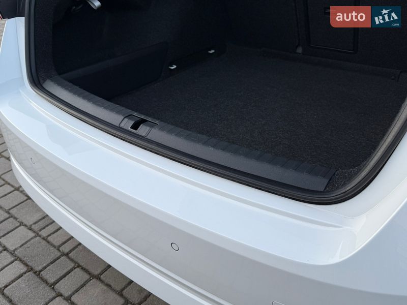 Лифтбек Skoda Octavia 2020 в Луцке