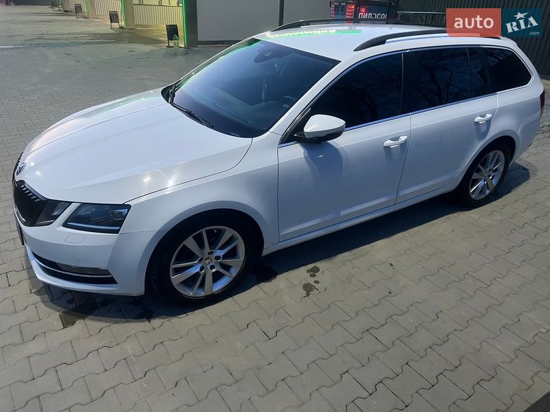Универсал Skoda Octavia 2017 в Хмельницком