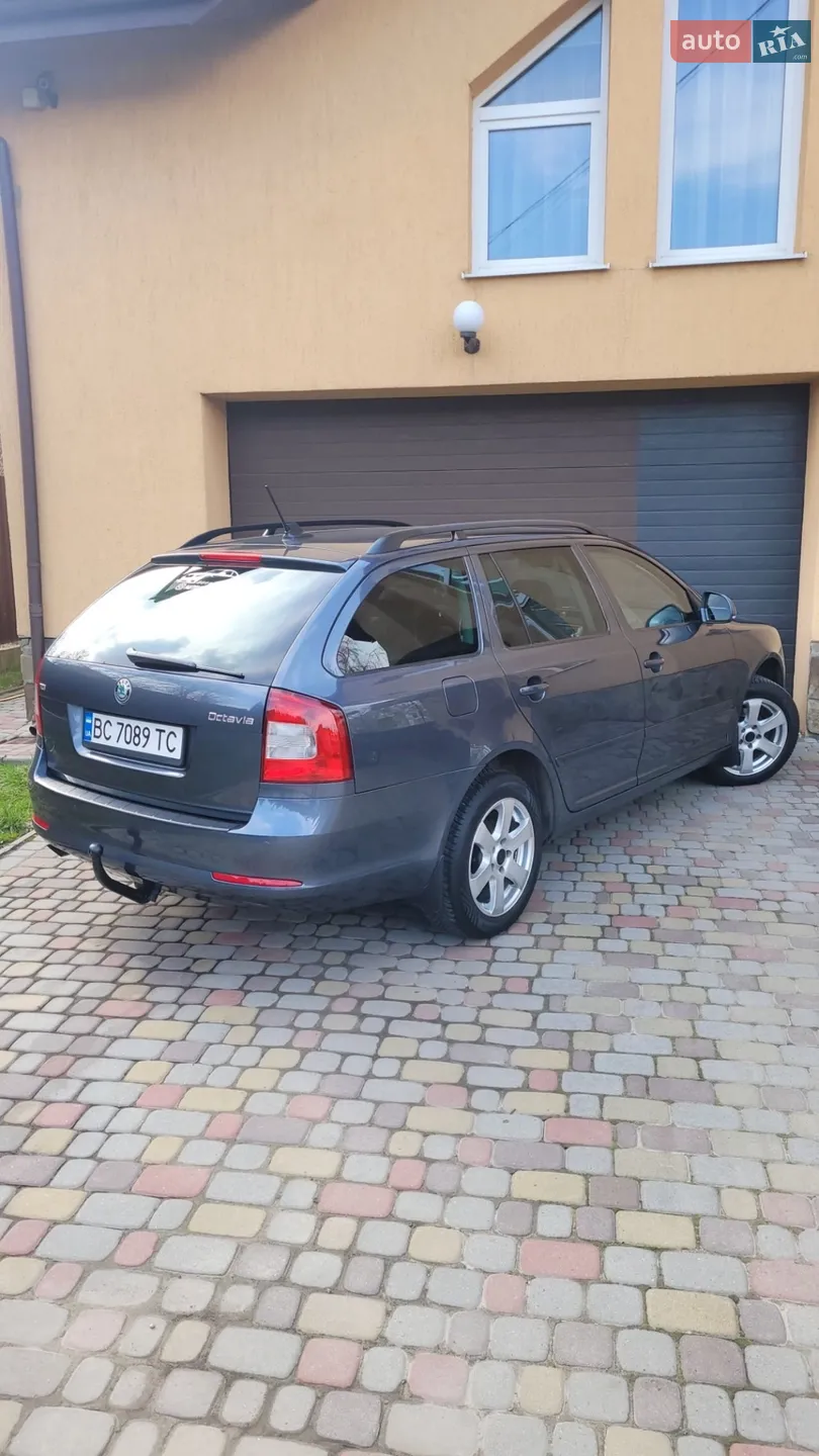 2011 Skoda Octavia - мініатюра 3