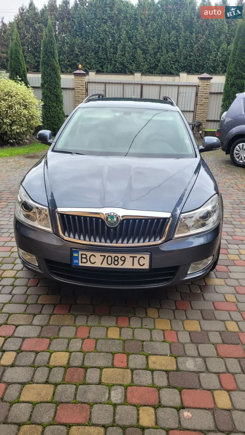 2011 Skoda Octavia - мініатюра 2