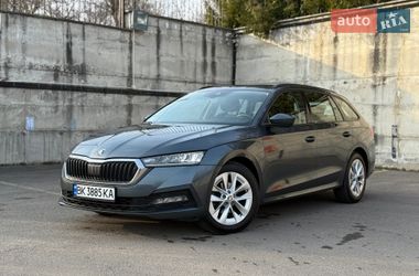 Универсал Skoda Octavia 2021 в Ровно