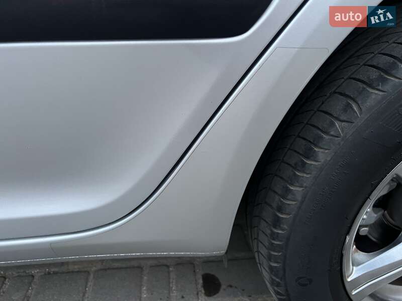 Лифтбек Skoda Octavia 2006 в Одессе