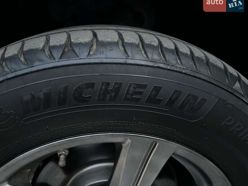 Лифтбек Skoda Octavia 2006 в Одессе