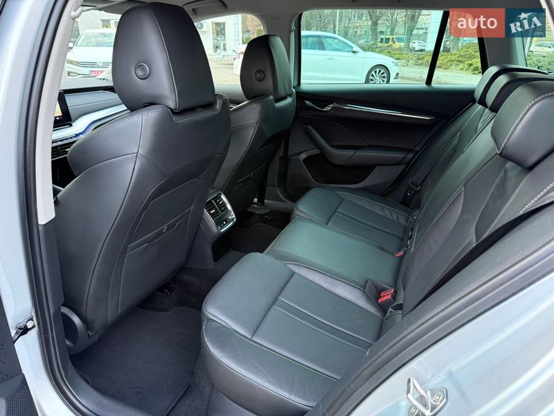 Универсал Skoda Octavia 2021 в Луцке