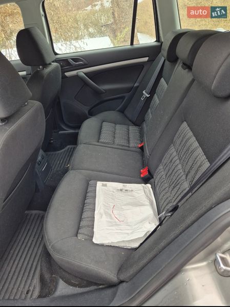 Универсал Skoda Octavia 2010 в Бродах