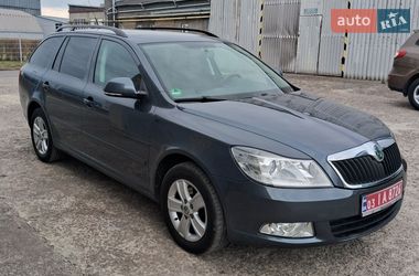 Универсал Skoda Octavia 2011 в Ровно