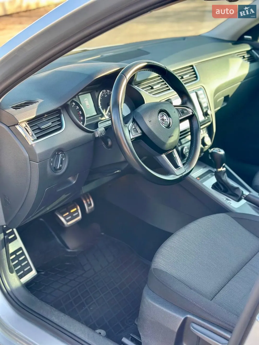 2015 Skoda Octavia - мініатюра 16