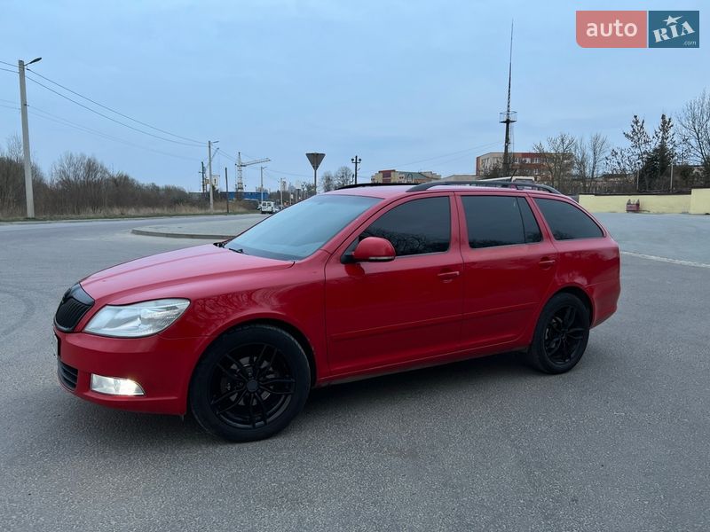 Универсал Skoda Octavia 2012 в Львове