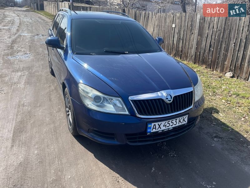 Універсал Skoda Octavia 2009 в Люботині